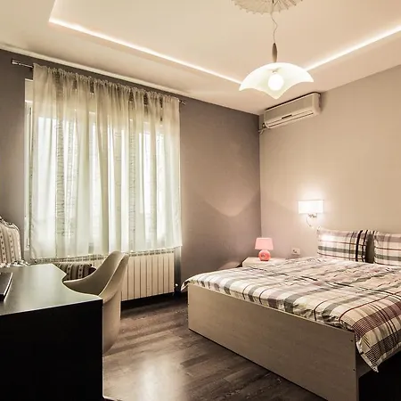 아파트 Fiko Center Of